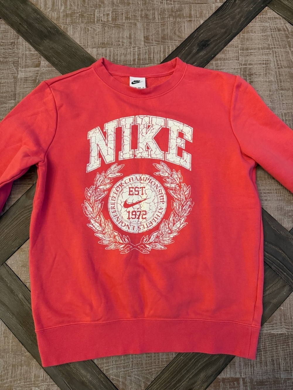Women’s Nike sweatshirt 🩷